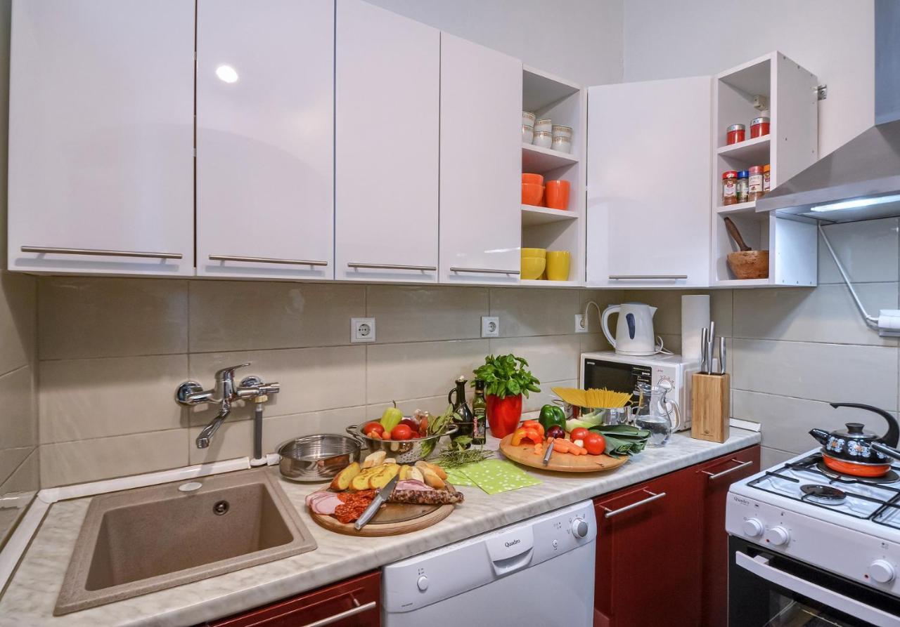 City Apartment Todor Пула Екстериор снимка